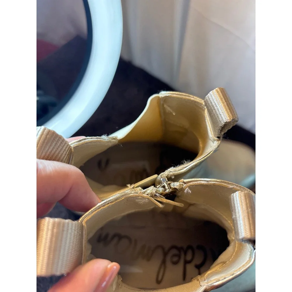 Sam Edelman Kids Metallic Gold Chelsea Boots Lug‎ Sole Zipper Size 4